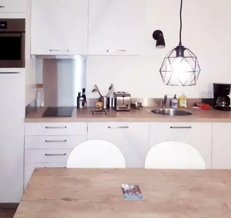 Dom Vaissette Apartment