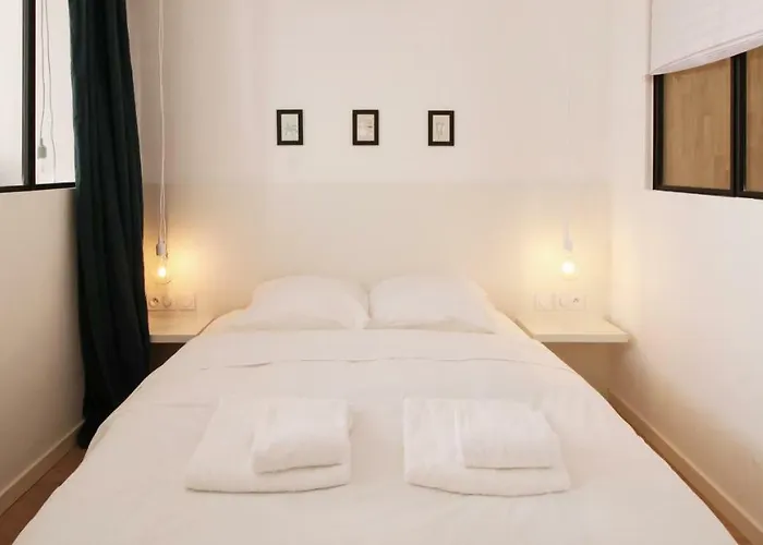 Dom Vaissette Apartment *